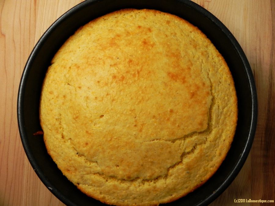 Corn Bread (c)2011 LaDomestique.com Corn Bread (c)2011 LaDomestique.com