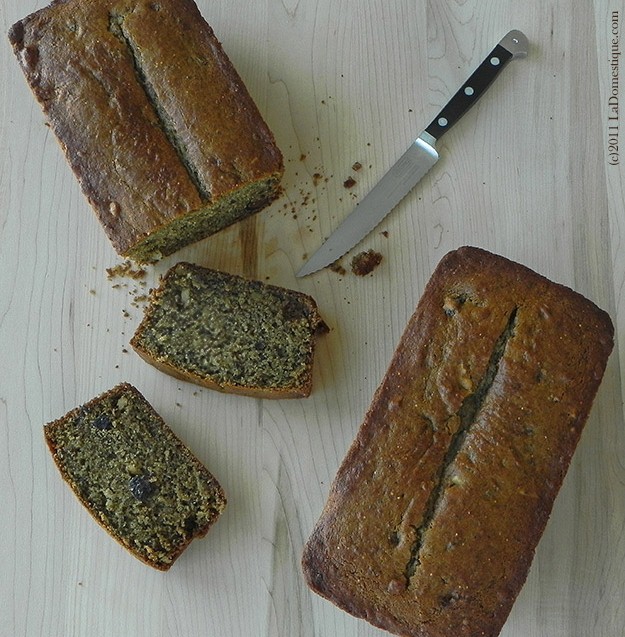 Fig-Walnut Quick Bread