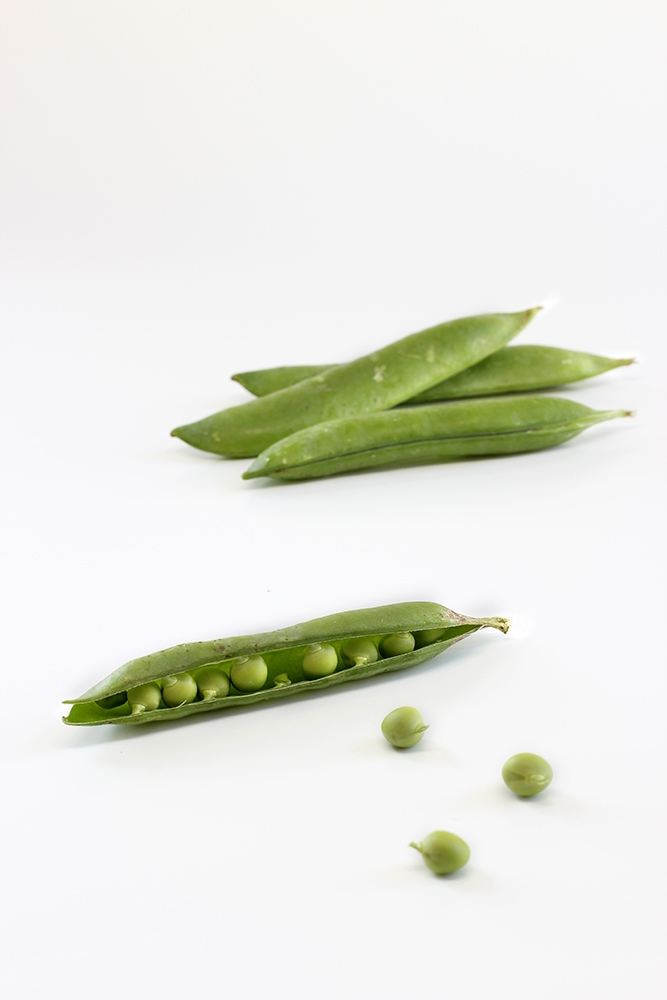 Fresh Peas (c)2012 LaDomestique.com