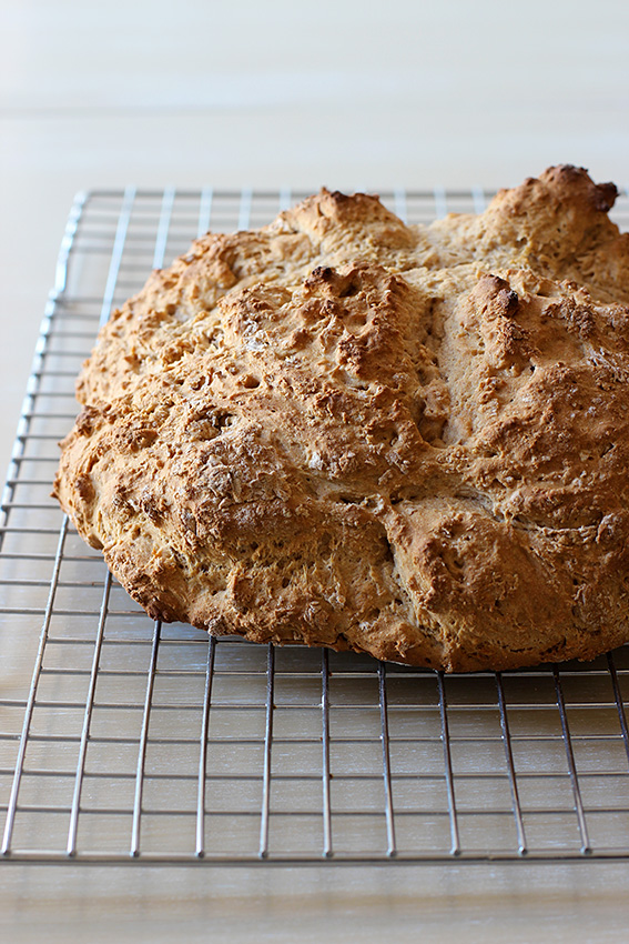 Irish Brown Soda Bread (c)2013 LaDomestique