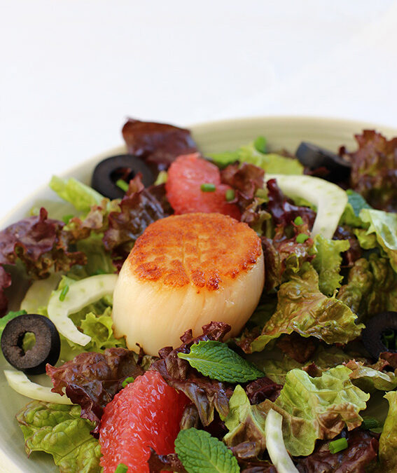 Winter Salad with Grapefruit and Seared Scallops
